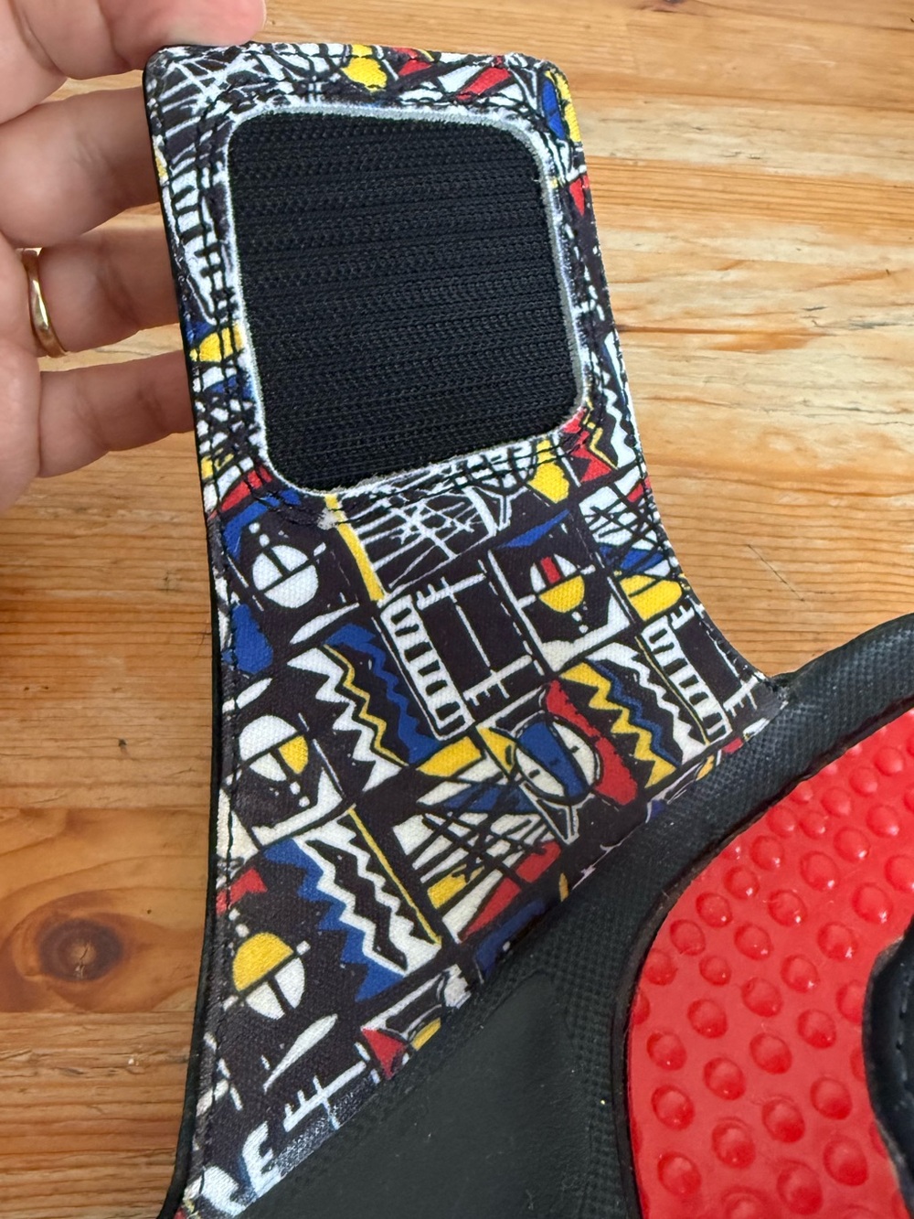 Nike Air Jordan Hydro 8 Retro Slide Sandals Men’s 11 Black Red (Scented 😆) VGUC - Picture 11 of 15